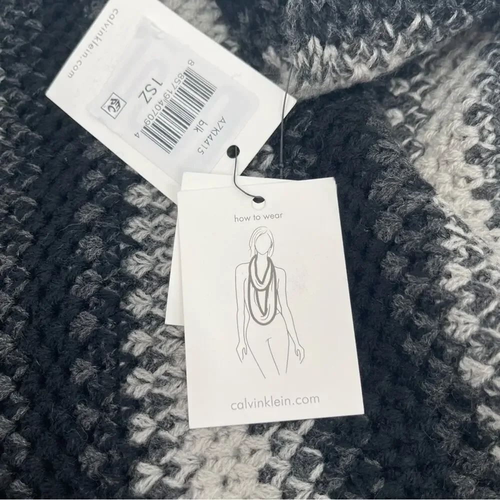 CALVIN KLEIN Scarf Infinity Loop Knit Yarn Winter Fall One Size Gray Black NWT